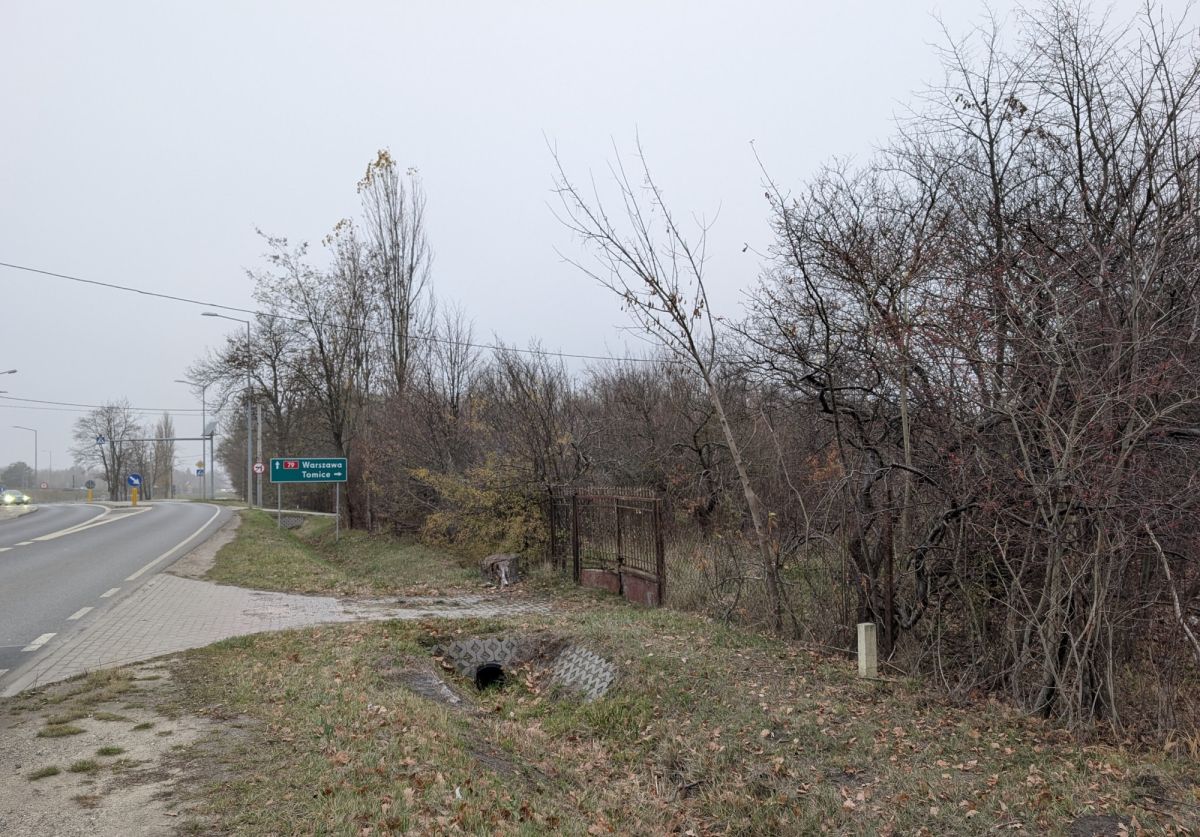 Działka na sprzedaż